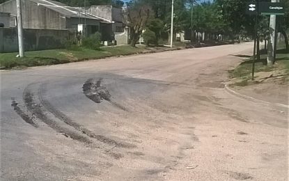 La Municipalidad de Realicó se quejó por la rotura de la cinta asfáltica debido al «tránsito pesado»
