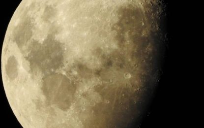 Dos súper fotos de la súper Luna en Realicó
