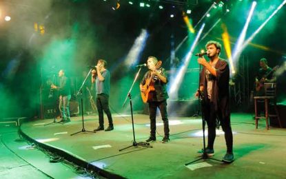 Gran noche del Festival de Doma y Folclore de Intendente Alvear: canto nochero, mensaje cafrunero y Lola Alvarez para reinar