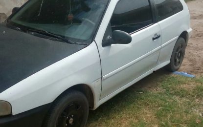 Conducía un auto con pedido de secuestro, se dio a la fuga y fue demorado en Realicó