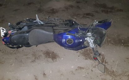 Una moto y una camioneta chocaron en la ruta 188, en cercanías del ingreso a Realicó