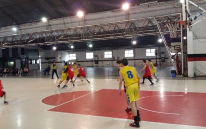 En busca de un lugar en Mar del Plata: los chicos realiquenses de básquet ya ganaron dos partidos de dos disputados