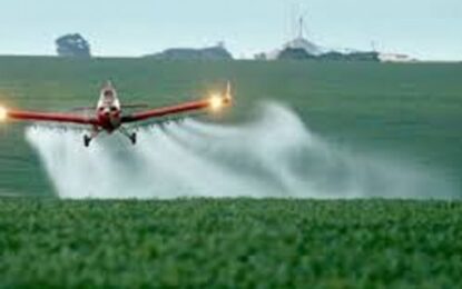 Agrotóxicos: el ministro de la produccón pampeano dijo en la Expo Rural de Realicó que «empezamos a tener trazas de contaminación en napas de agua potable»