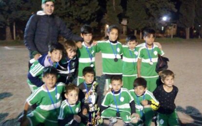 Multitudinario Torneo de Fútbol Infantil en Rancul: la 2010 de Ferro de Realicó se trajo una nueva copa