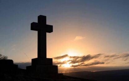 Transporte al cementerio por el Día de los Fieles Difuntos