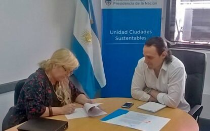 La intendenta de Realicó firmó el comodato con el gobierno nacional para recibir importantes elementos