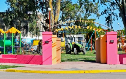 Nuevo juego en el parque «Infancia Felíz»
