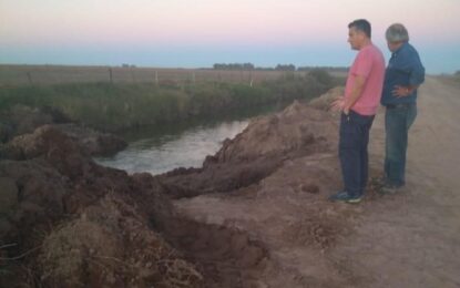 Denuncian que productores de Córdoba taparon canales y podrían inundarse campos pampeanos