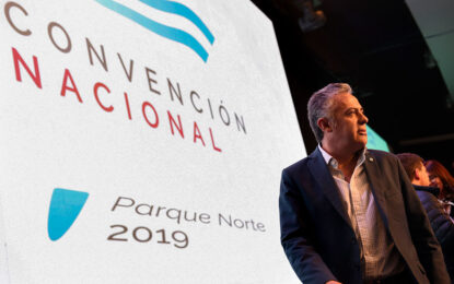 Con durísimas críticas a Macri, pero igualmente la UCR sigue en Cambiemos