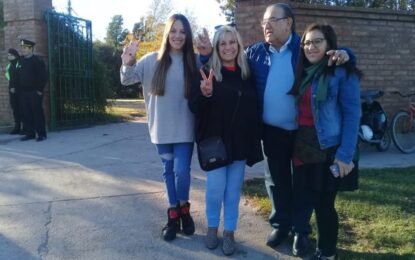 El intendente electo José Alvarez salió al cruce de críticas por los lugares que ocupará su esposa
