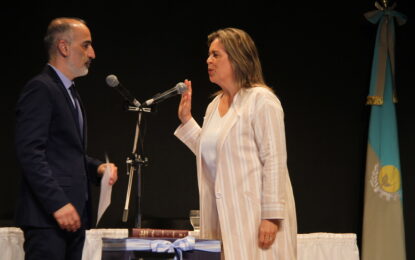 José Alvarez estuvo en el acto: Fernanda Alonso ya es la primera intendenta de la historia de General Pico