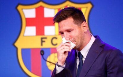 Messi, quebrado en llanto: «Mi familia y yo sí hicimos todo lo posible por seguir en Barcelona»