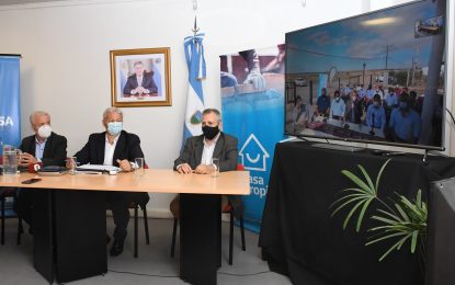 “Casa Propia”: desde Chos Malal, Ziliotto encabezó la licitación de 60 viviendas