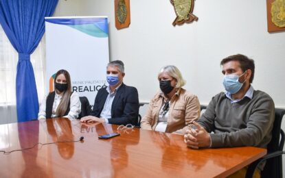 ¿Cómo se encuentra la conectividad de internet y telefonía en La Pampa? ¿Y en localidades como Falucho o Van Praet?