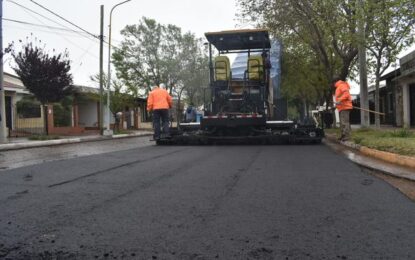 Repavimentación: comenzó el trabajo de asfaltado en las calles de Realicó