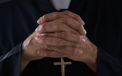 Miembros de la iglesia católica de Portugal abusaron de unos 5000 menores