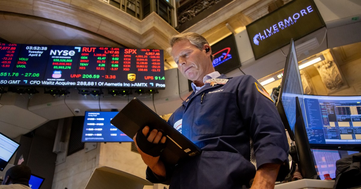 ¿vuelve-el-optimismo?:-mejoran-los-bonos-y-el-riesgo-pais-arranca-con-una-leve-baja
