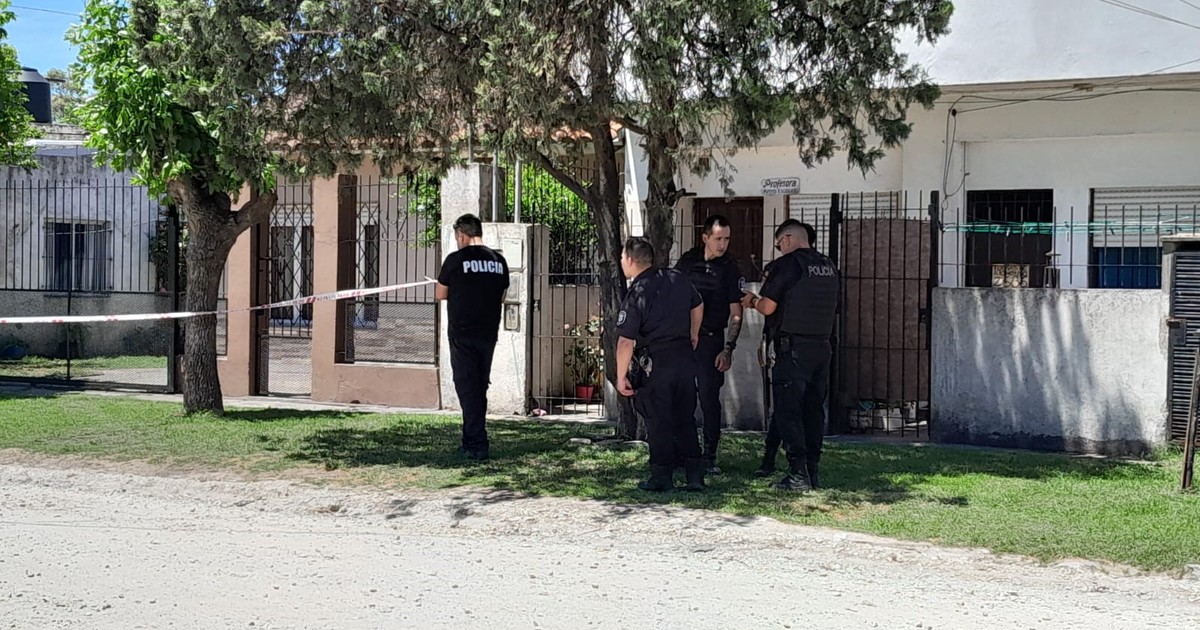 violento-allanamiento-en-mar-del-plata:-un-policia-de-20-anos-recibio-un-balazo-en-la-cabeza-y-esta-grave