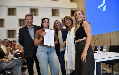 “Impulsar Futuro”: finalizó la firma de convenios por las becas estudiantiles