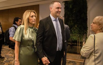 «La palabra no debió ser deslomarse»: Adorni ensayó una autocrítica tras la polémica por su viaje a Nueva York