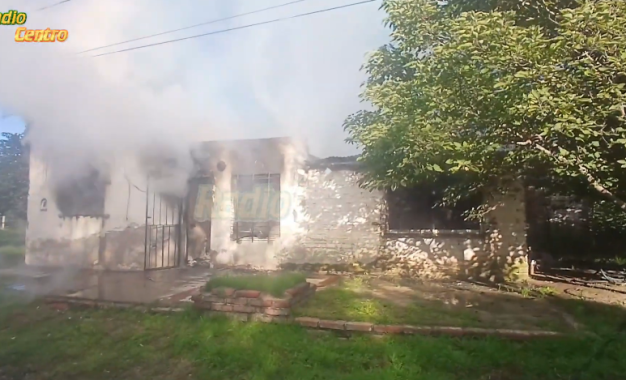 Incendio en Villa Huidobro: Una vivienda sufrió pérdidas totales en el Barrio Cañada Chica