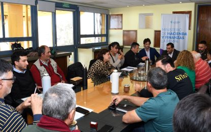 Paritaria estatal en La Pampa: El Gobierno otorgará un aumento del 4% en mayo y el salario familiar tipo llegará a $1.600.000