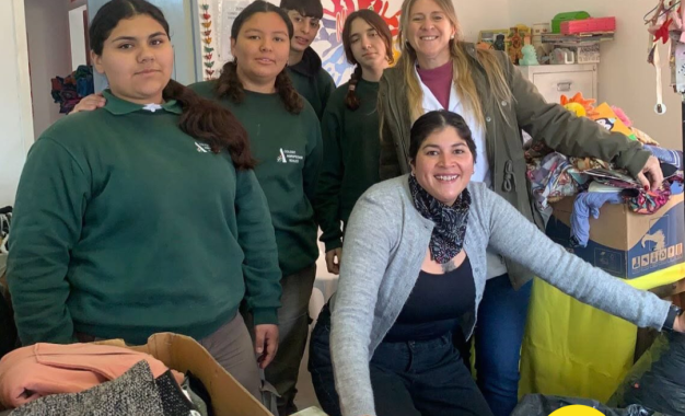 Compromiso ciudadano: estudiantes del Colegio Agropecuario unieron fuerzas en la campaña solidaria “Tu ayuda abriga”