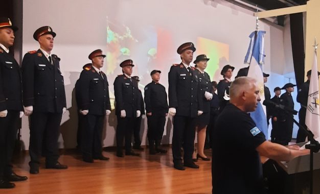 Se sabe que los héroes no son los que tienen superpoderes: Bomberos Voluntarios de Realicó celebró su día