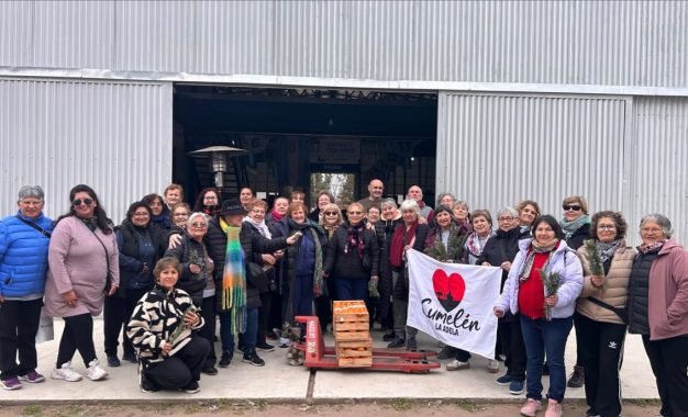Turistas de Macachín y La Adela compartieron una jornada de turismo y cultura en Santa Rosa