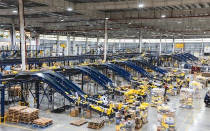 Tras el cruce de Galperin con CAME, Mercado Libre anuncia su primer centro de distribución en el interior