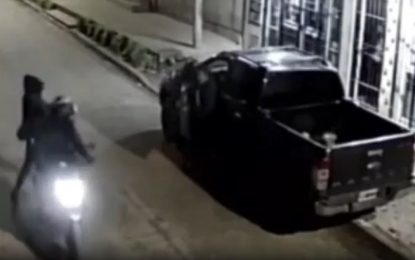 Mataron a un hombre cuando bajaba de su camioneta en Lomas de Zamora: el video del ataque