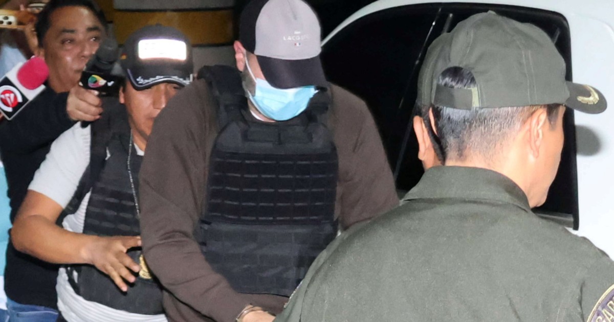 fernando-cerimedo-llego-con-chaleco-antibalas-a-la-audiencia-y-la-justicia-de-bolivia-define-si-ordena-su-prision-preventiva-por-intentar-asesinar-a-su-pareja