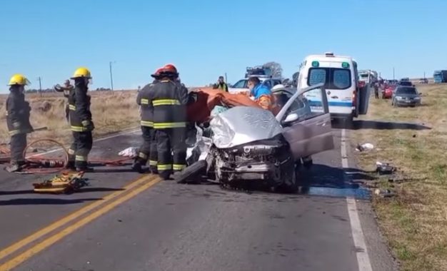 Trágico choque frontal en la Ruta Provincial 101: un muerto y tres heridos cerca de Speluzzi