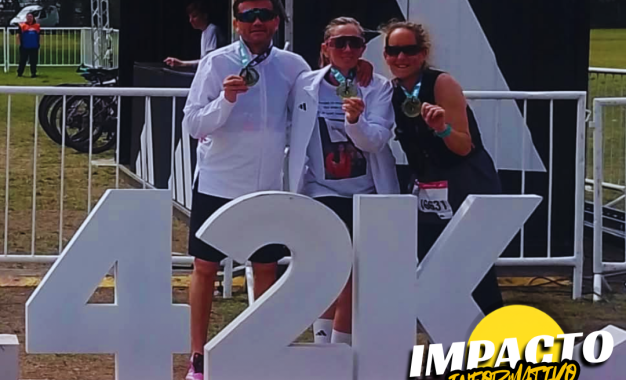 De Realicó a lograr la meta: un grupo de «Runnea2» completó con éxito los 42K de la Maratón de Buenos Aires