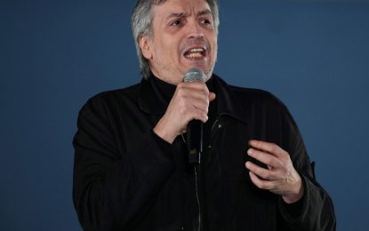 «Siguen intentando disciplinarnos»: el descargo de Máximo Kirchner tras ser demorado dos horas por la policía de San Luis
